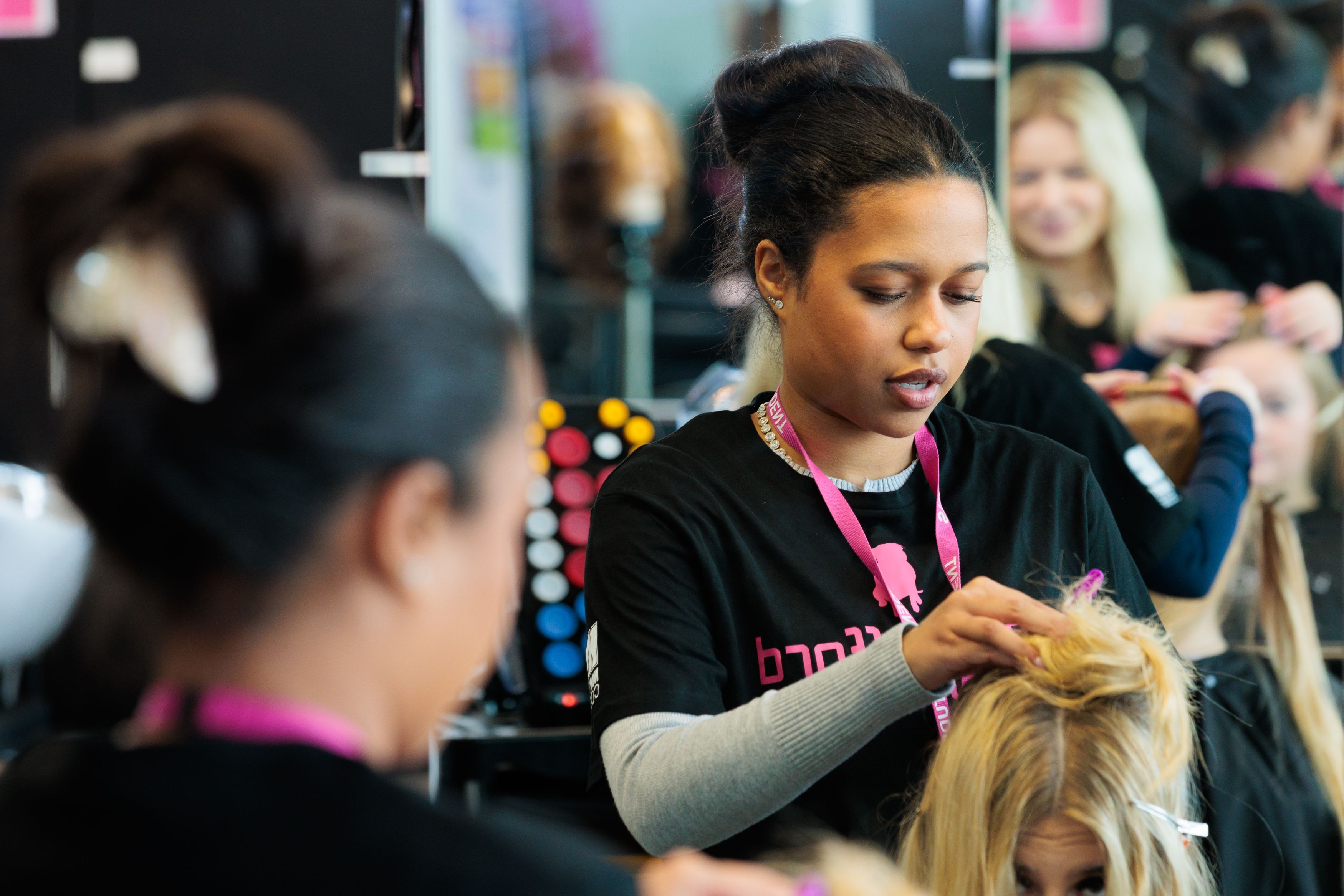 tonbridge-college-hairdressing-landscape-student-sectioning-hair-2026.jpg#joomlaImage://local-images/tonbridge-college-hairdressing-landscape-student-sectioning-hair